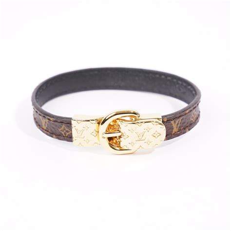 LOUIS VUITTON Monogram Fasten Your LV Bracelet 17